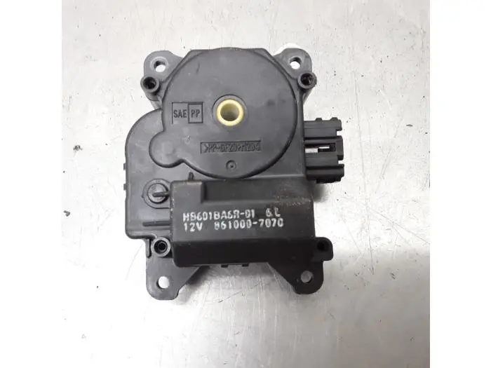 Heater valve motor Mazda 5.