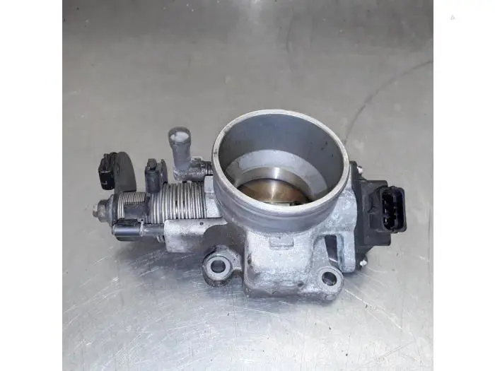 Throttle body Hyundai Coupe