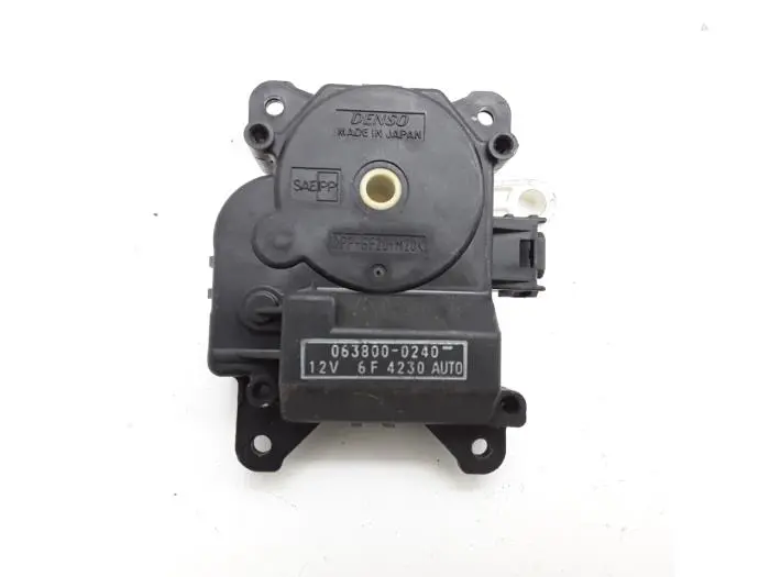 Heater valve motor Toyota Prius