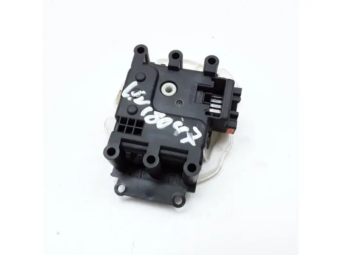 Heater valve motor Mazda CX-5