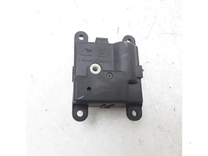 Heater valve motor Nissan Murano