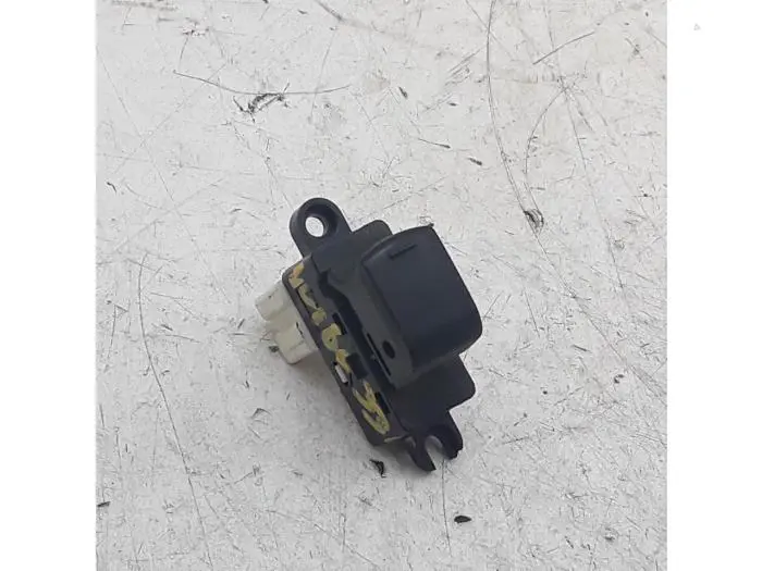 Electric window switch Nissan Murano