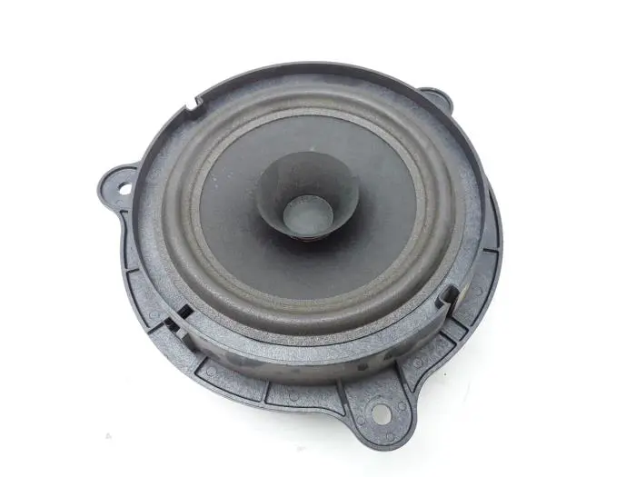 Speaker Nissan Note