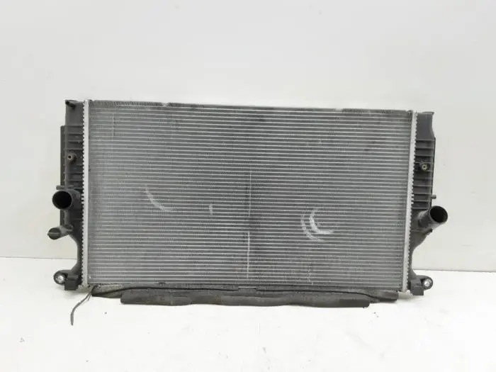 Radiator Toyota Avensis