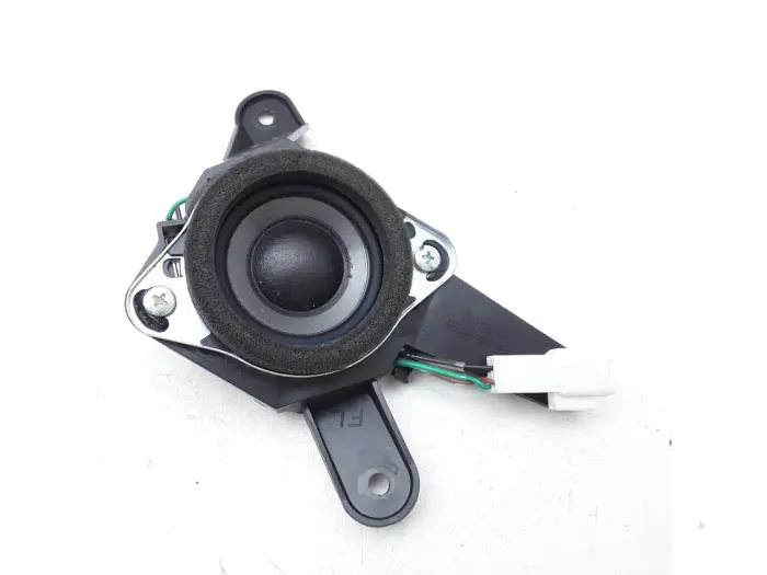 Speaker Lexus IS 300