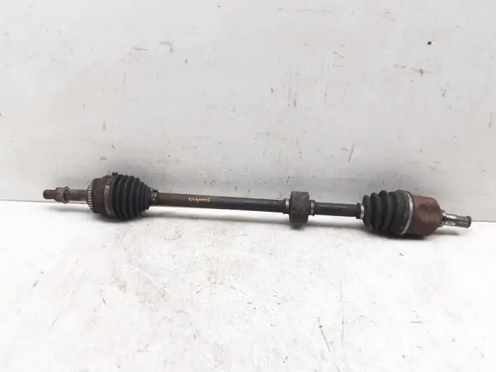 Front drive shaft, right Nissan Almera