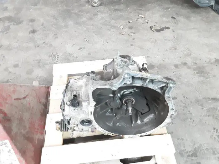 Gearbox Mazda 323