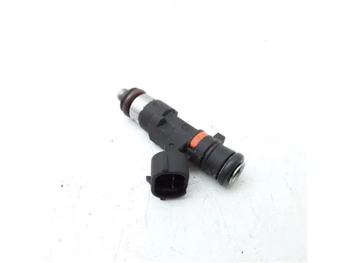 Injector (petrol injection) Nissan Micra