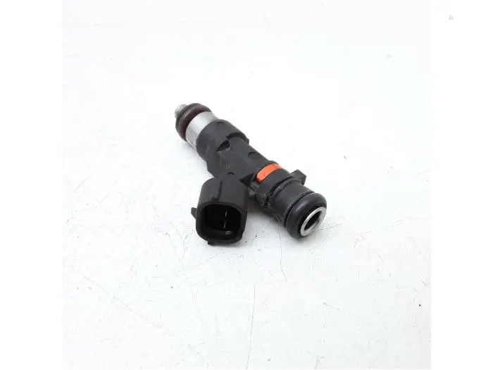 Injector (petrol injection) Nissan Micra