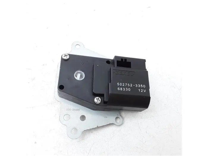 Heater valve motor Subaru Forester