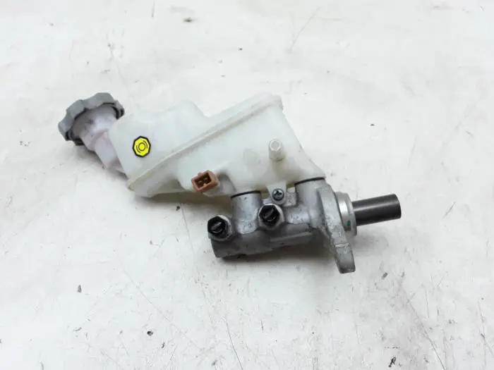 Master cylinder Kia Rio