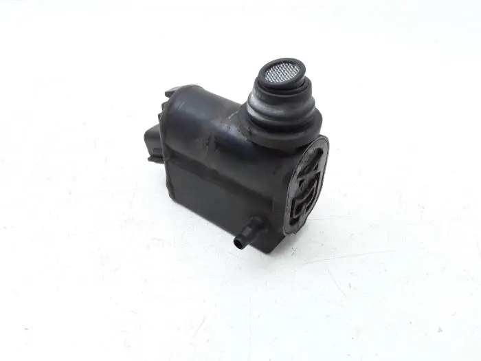 Windscreen washer pump Kia Soul