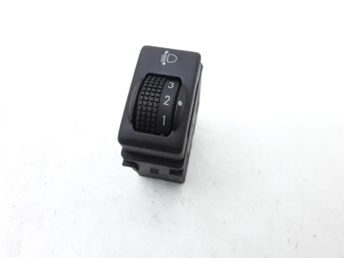 AIH headlight switch Nissan Qashqai+2