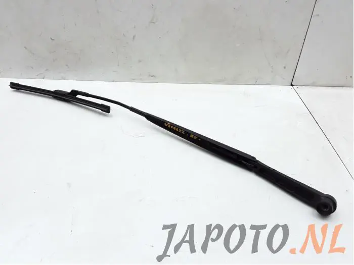 Front wiper arm Kia Venga