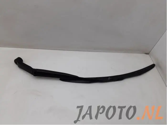 Front wiper arm Suzuki Ignis