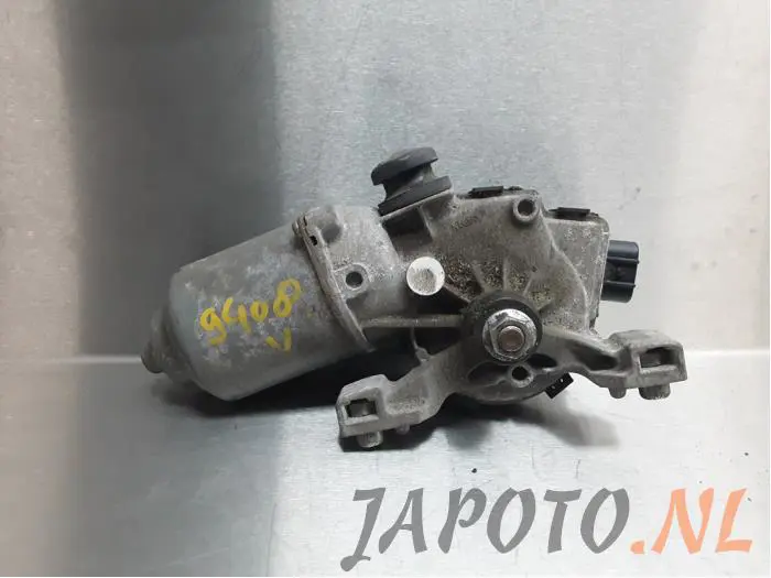 Front wiper motor Toyota IQ