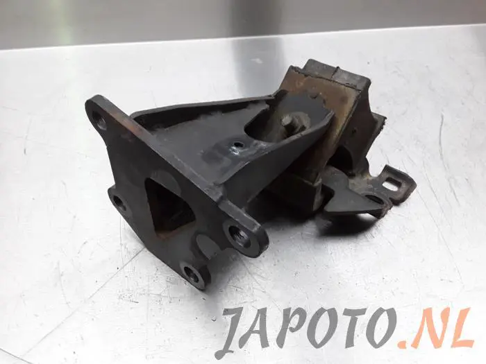 Engine mount Nissan Navara