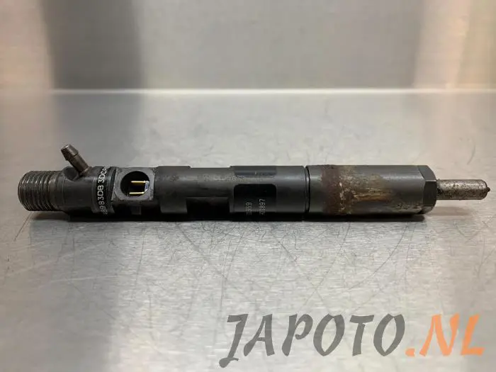 Injector (diesel) Nissan Kubistar