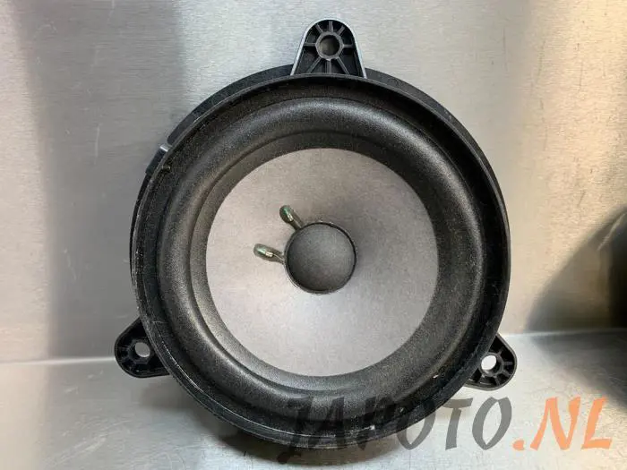 Speaker Nissan 350 Z