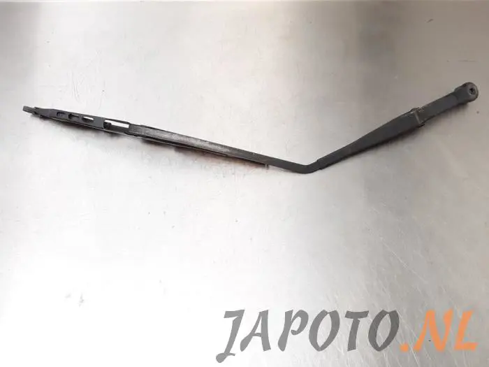 Rear wiper arm Suzuki Jimny