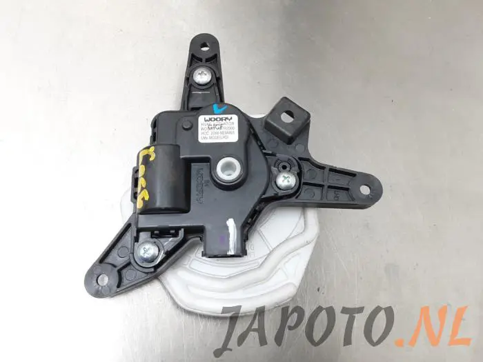 Heater valve motor Kia Sportage