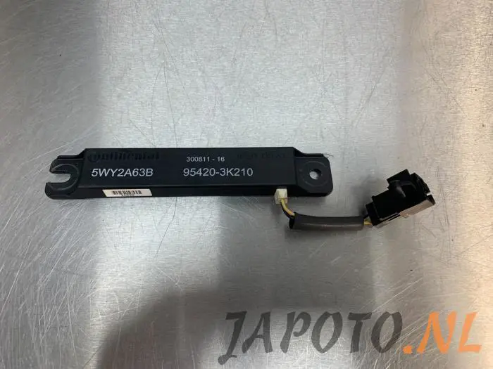 Keyless entry antenna Kia Sportage