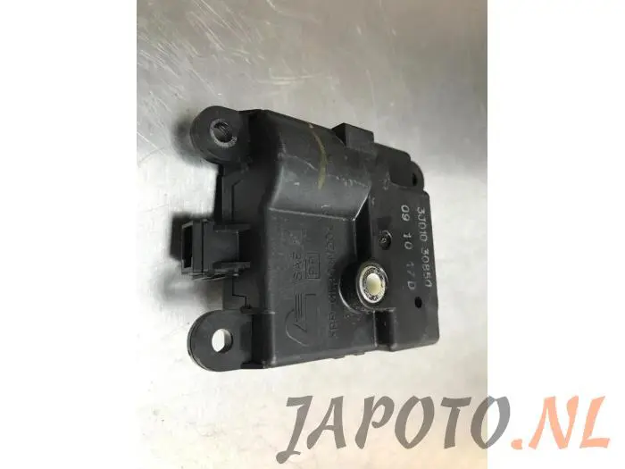 Heater valve motor Nissan Qashqai+2