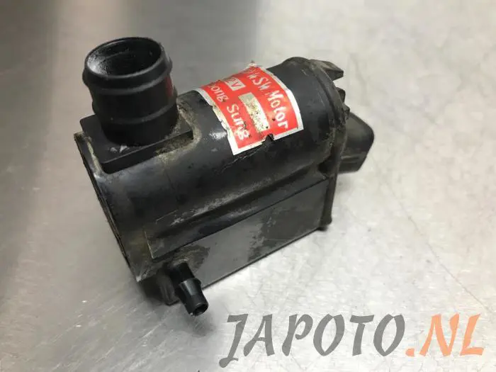 Windscreen washer pump Kia Rio