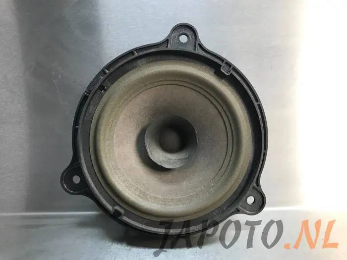 Speaker Nissan Note