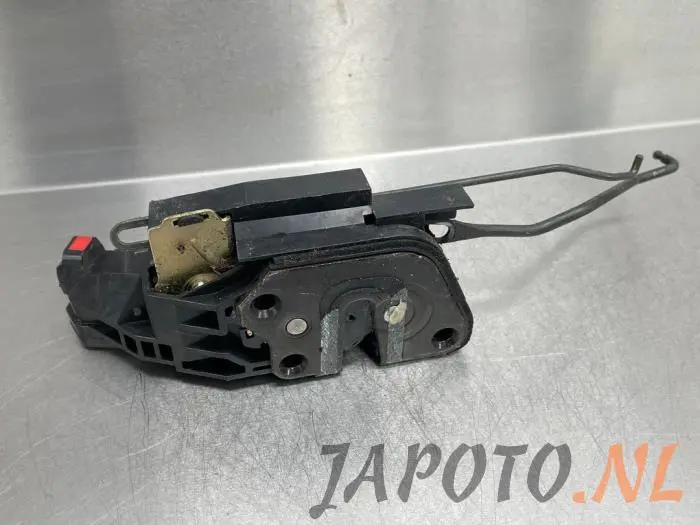 Door lock mechanism 4-door, front left Hyundai Terracan