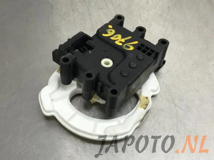 Heater valve motor Mazda CX-5