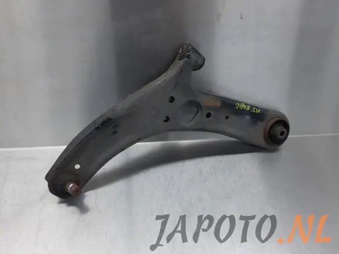 Front lower wishbone, left Kia Rio