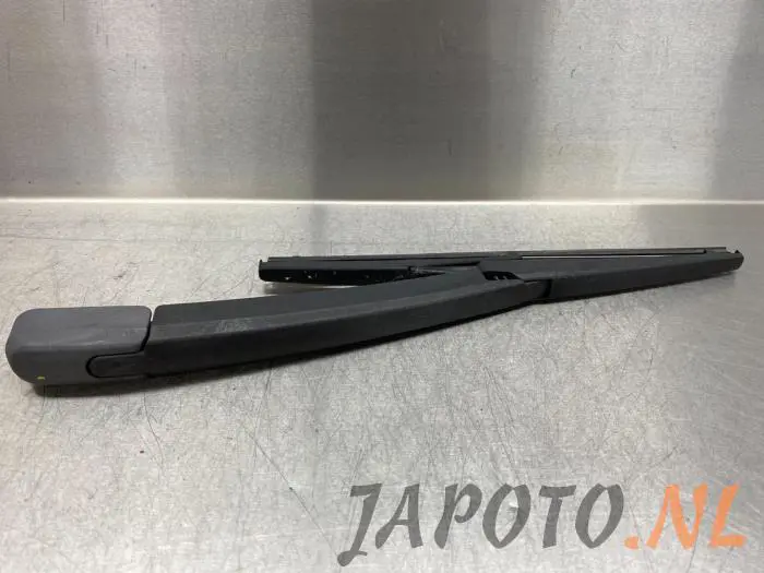 Rear wiper arm Kia Rio