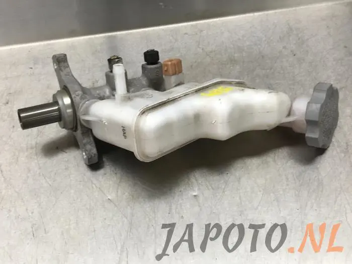 Master cylinder Kia Rio