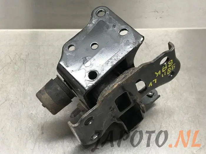 Gearbox mount Toyota Avensis