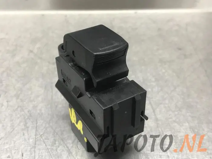 Electric window switch Suzuki Baleno