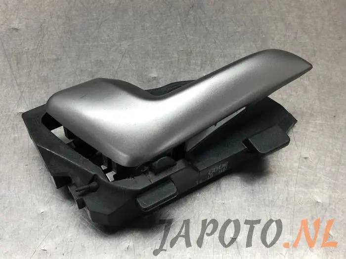 Rear door handle 4-door, left Kia Rio