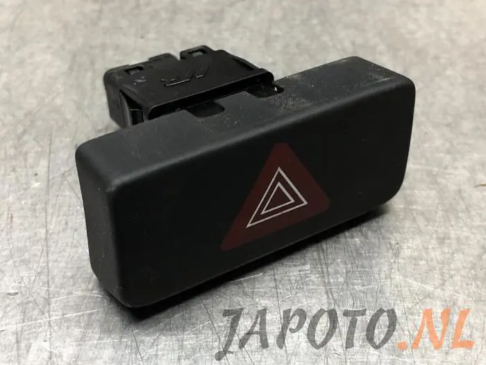 Panic lighting switch Suzuki Alto