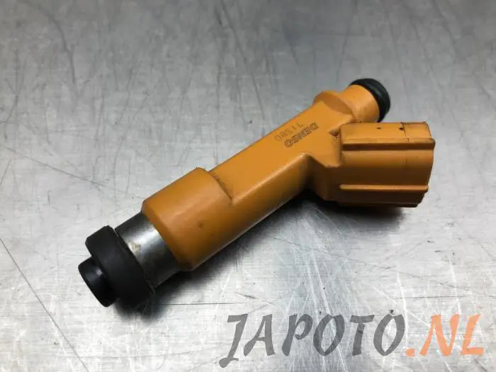 Injector (petrol injection) Daihatsu Sirion