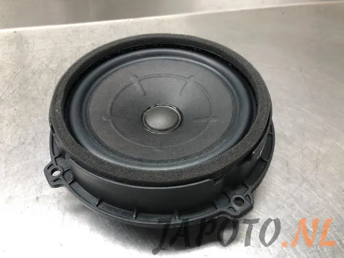 Speaker Kia Niro