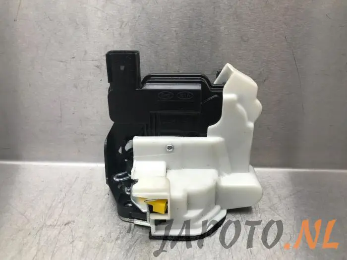 Rear door lock mechanism 4-door, left Kia Rio