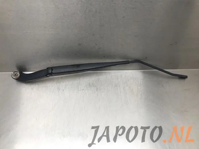 Front wiper arm Chevrolet Spark