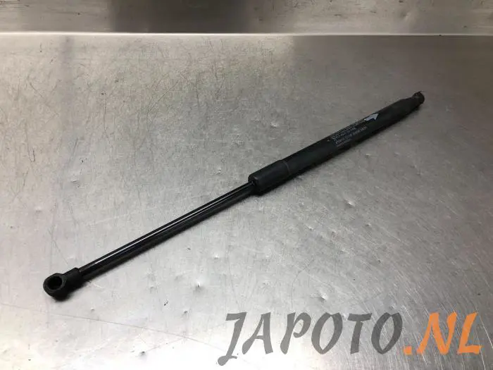 Rear gas strut, right Toyota Yaris