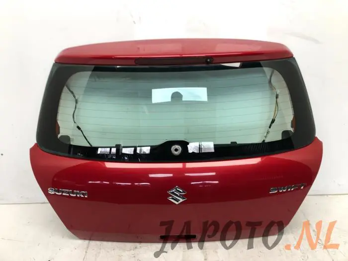 Tailgate Suzuki Swift