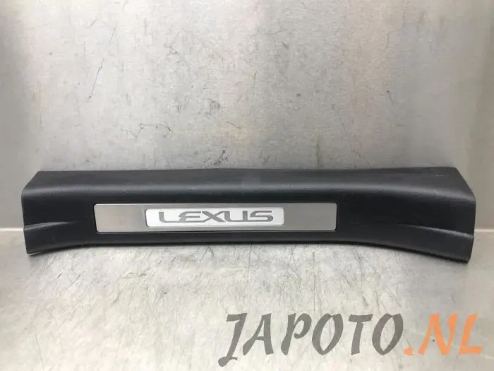 Door sill left Lexus RX