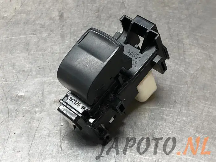 Electric window switch Toyota Yaris