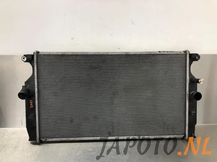 Radiator Toyota Avensis