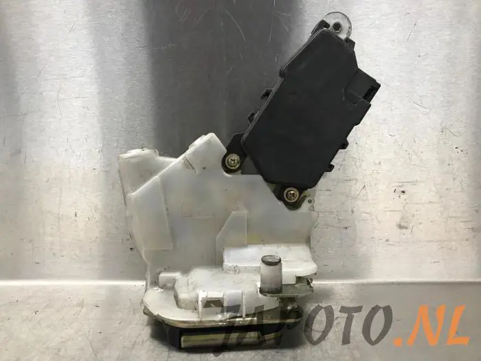 Rear door mechanism 4-door, right Subaru Forester