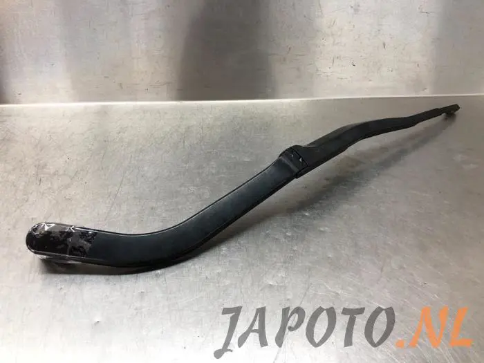 Front wiper arm Nissan 370Z