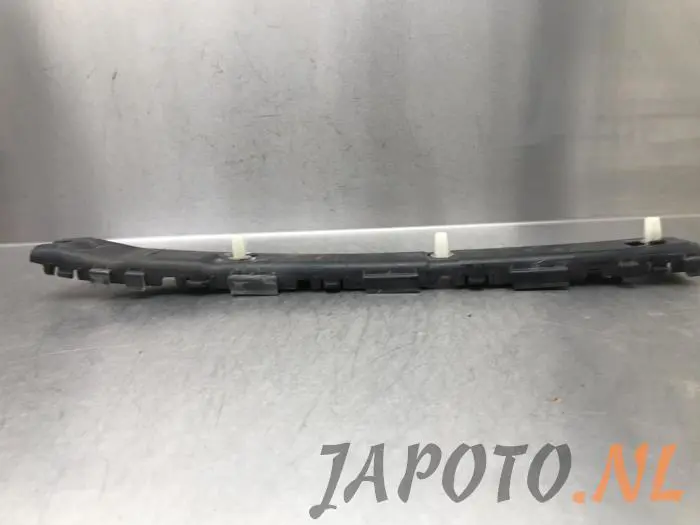 Rear bumper bracket, right Hyundai IX55